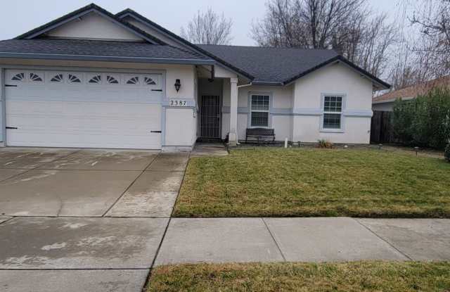Beautiful Home in Crown Estates *Can be available sooner! Gallery 1