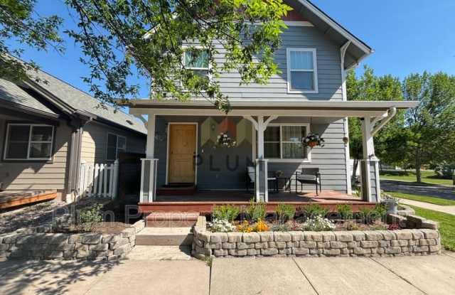 4400 Martindale Way photos photos