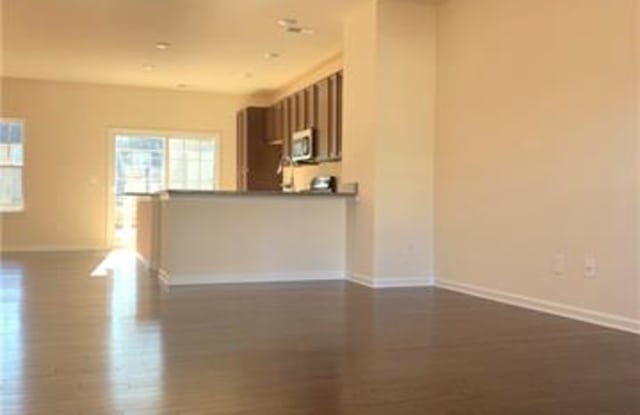 5005 Spring Arbor Ln - 1 Gallery 3