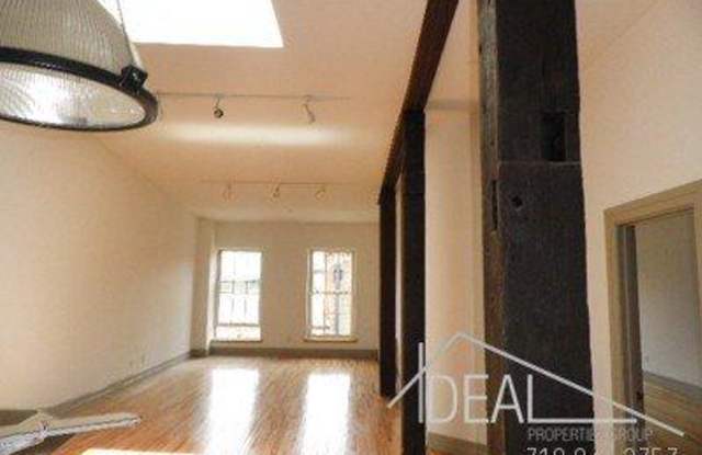 68 Washington Street Gallery 2