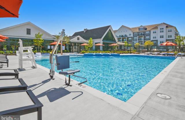 880 BRIGADIER WAY photos photos