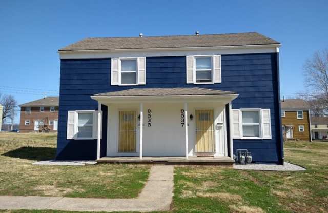 9537 Charlotte Street photos photos