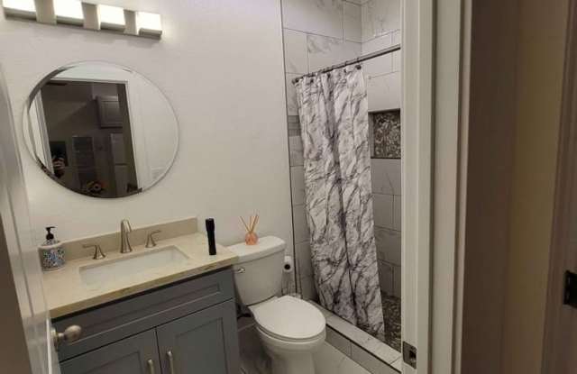 Partially Furnished ADU – Utilities & WiFi Included! Gallery 4