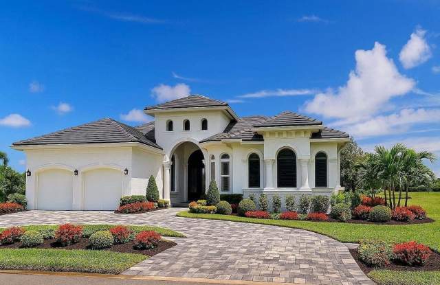 128 SE Rio Angelica photos photos