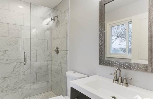 2507 Lillian Lane - 2507 Lillian Lane, Arlington Heights, IL 60004