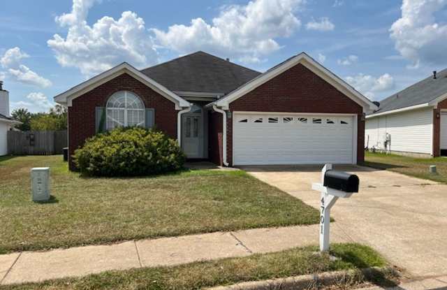 Cute 3 Bedroom 2 Bathroom Available Now! photos photos