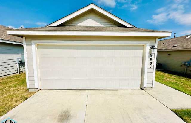 Come Home and Relax in Style in this 3Bedroom 2Bath Home located just a short drive down 1604 from Randolph and just north of IH-10! - 9007 Little Hoss, Bexar County, TX 78109