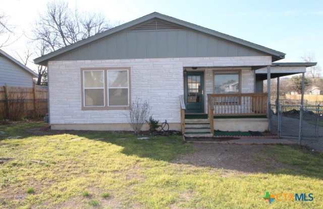 1003 Estelle Avenue photos photos