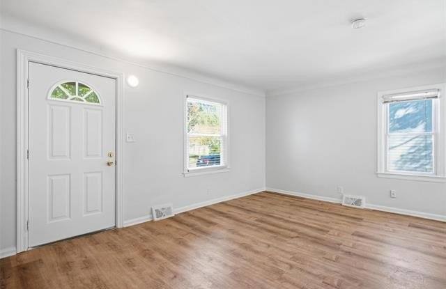 1706 Dallas Avenue Gallery 2