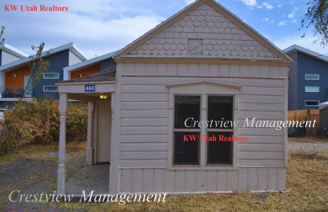 Cozy 2-Bedroom Home in Convenient Salt Lake City Location photos photos