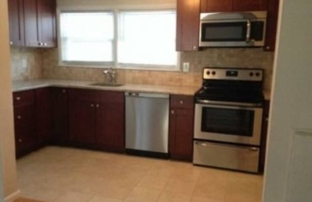 1130 Sussex Tpke - 1130 Sussex Turnpike, Morris County, NJ 07869