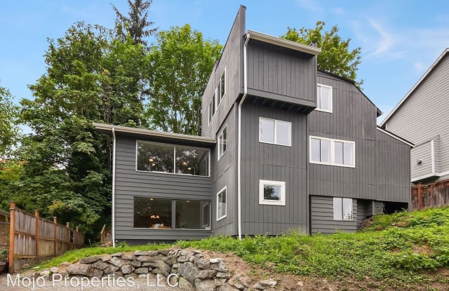 9852 Arrowsmith Ave S - 9852 Arrowsmith Avenue South, Seattle, WA 98118