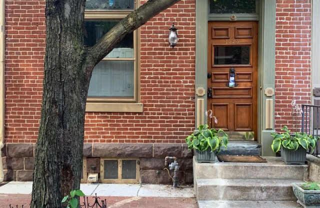 1523 Penn Street - 1523 Penn Street, Harrisburg, PA 17102
