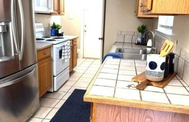 6513 Westridge Drive Gallery 4