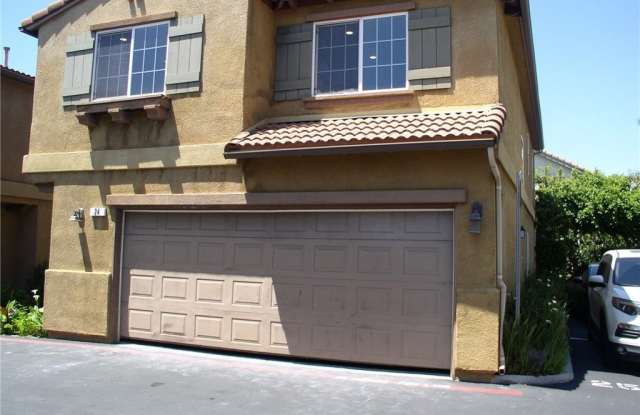 9427 Lemona Avenue photos photos