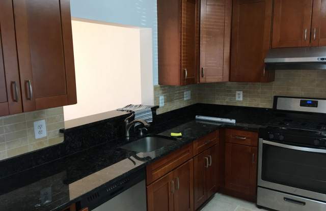 13243 LAKE GENEVA WAY Gallery 2