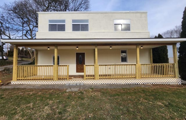 621 RIDGE PIKE - 621 Ridge Pike, Montgomery County, PA 19444