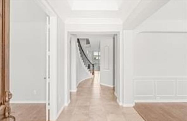 4855 Whispering Lake Drive Gallery 3