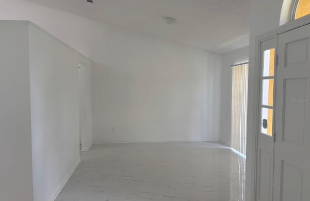 11704 OXFORDSHIRE PLACE Gallery 4