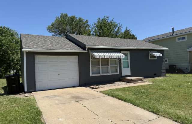 669 Whiitghill - 669 Whittinghill Avenue, Salina, KS 67401