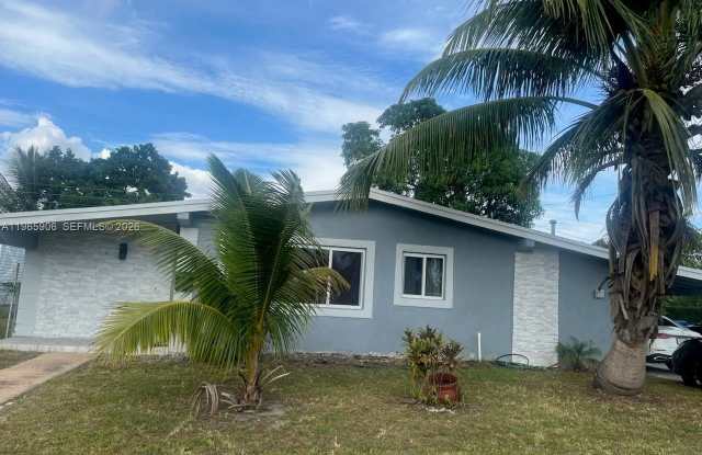 1501 NW 174th St photos photos