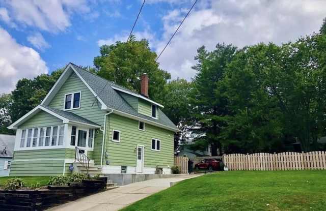 359 Sieber Avenue photos photos