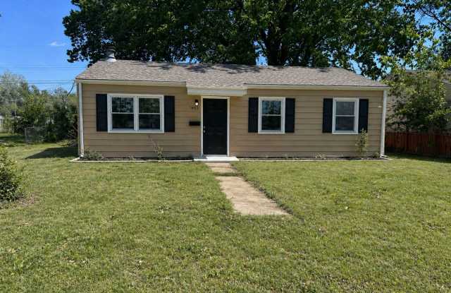 For Lease photos photos