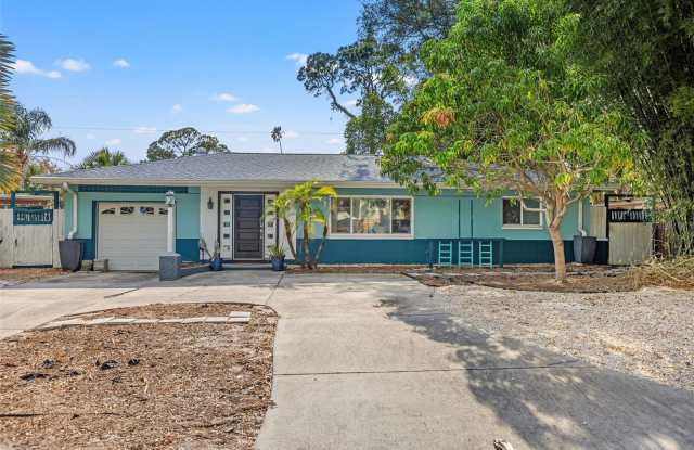 2649 TIFTON STREET S - 2649 Tifton Street South, Gulfport, FL 33711