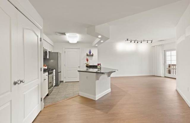 501 Commerce Dr Unit 69904G photos photos