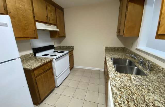 PRE-LEASING FOR AUGUST 2026! Gallery 4