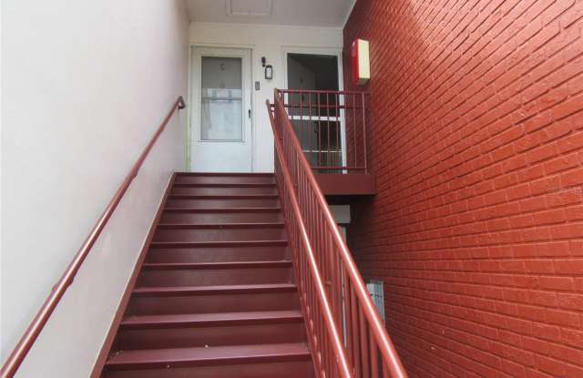 1310 83RD Avenue N Gallery 4