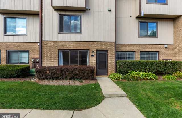 1717 WESTWIND WAY - 1717 Westwind Way, Tysons Corner, VA 22102