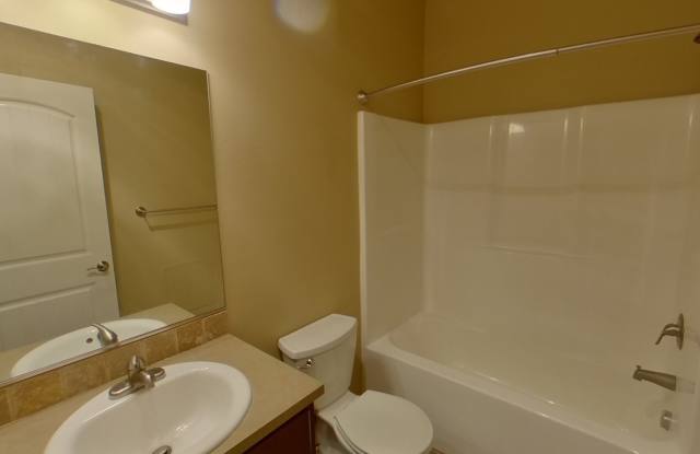 Hilyard Townhomes Gallery 4
