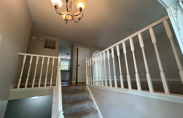 Remodeled 3 Bedroom House in Mason Gallery 4