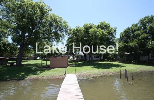 7548 Love Cir - 7548 Love Circle, Fort Worth, TX 76135