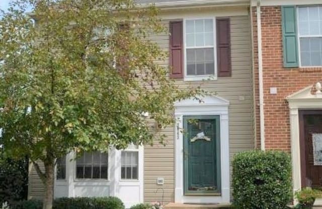 7043 Sauvage Lane - 7043 Sauvage Lane, Gainesville, VA 20155