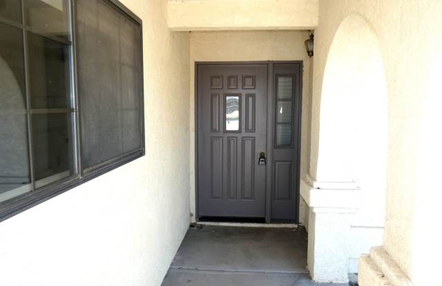 Spacious 3BR/2BA Sun Ridge Estates Home with Large Fenced Yard & 2-Car Garage! Gallery 4