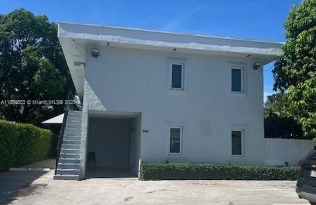 1911 NW Flagler Ter photos photos