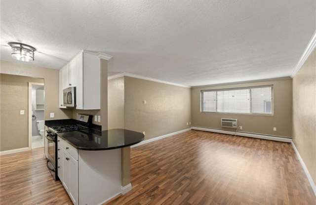3120 Hennepin Avenue photos photos