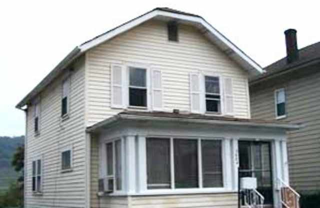 Three Bedroom One Bath Home Downtown Weirton - 3604 Orchard Street, Weirton, WV 26062