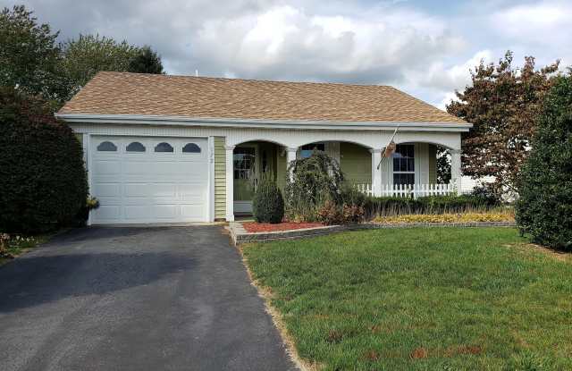 172 Buckingham Drive - 172 Buckingham Drive, Leisure Village West, NJ 08759