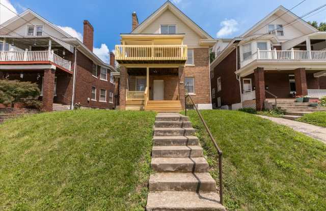 4230 Tower Ave photos photos