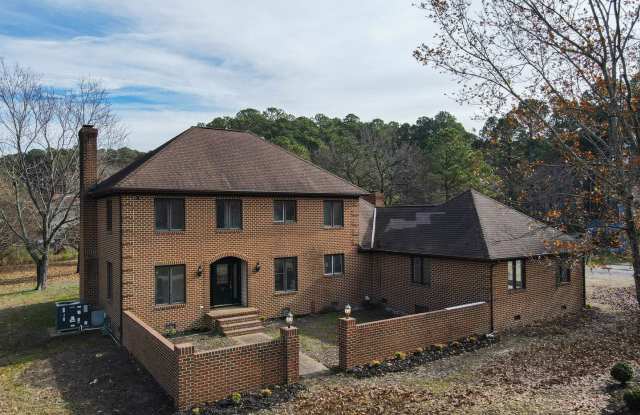 Gorgeous home in Poquoson. Gallery 3