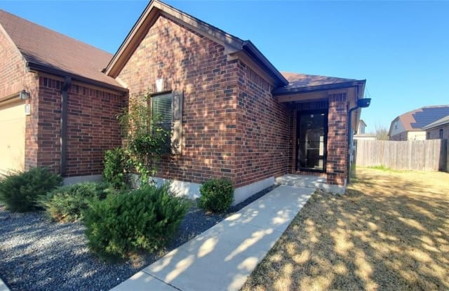 1124  Hyde Park DR - 1124 Hyde Park Drive, Round Rock, TX 78665