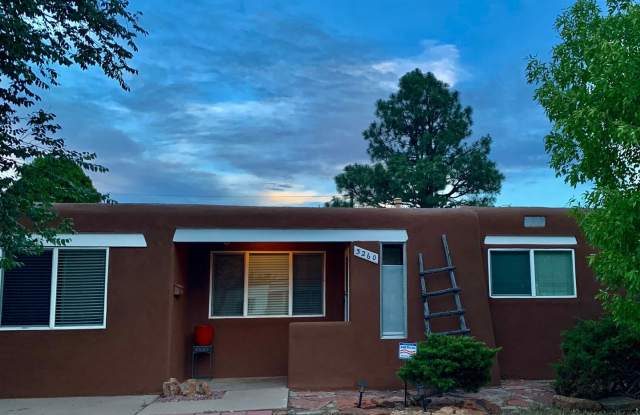 Charming 2BR House in Santa Fe photos photos