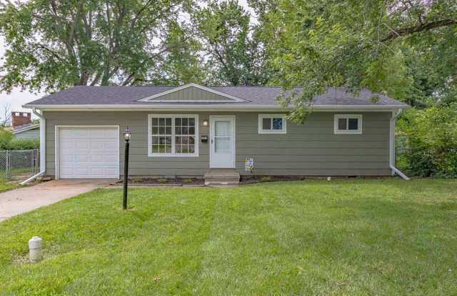 Updated and ready for rent! - 501 Sheridan Drive, Junction City, KS 66441
