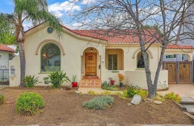 6131 W 5th St photos photos