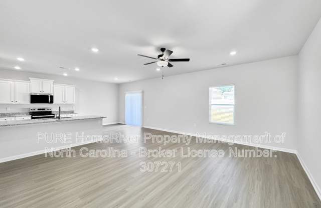 3328 Burberry Dr Gallery 3