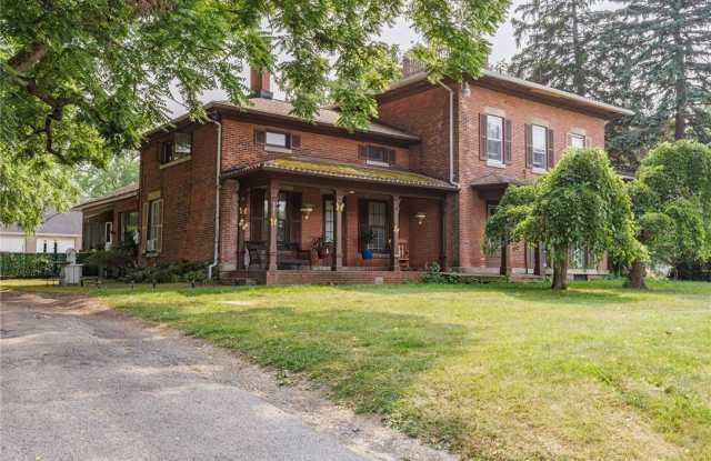 981 Latta Road photos photos