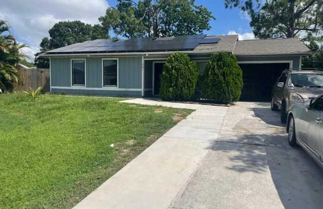 581 NW Cornell Avenue photos photos